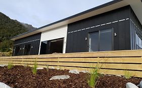 Stony Creek, 3 bedroom home, Franz Josef